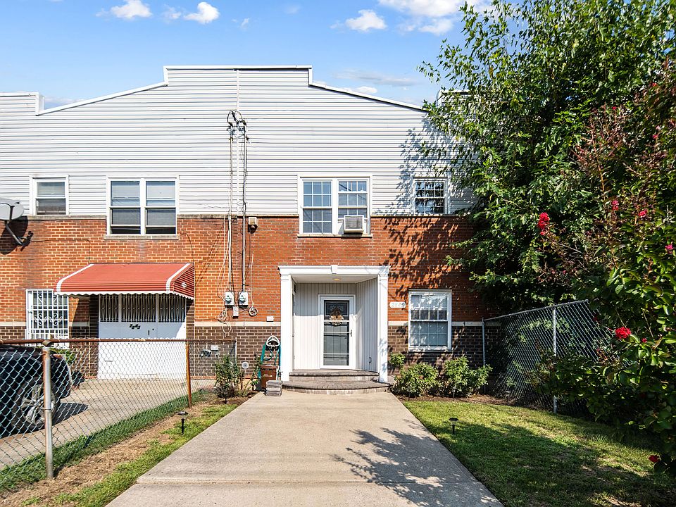 1st image of 2845 W 22nd St
