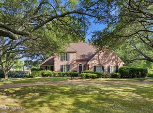 212 Saint Andrews Dr, Jackson, MS 39211