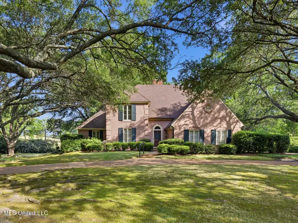 212 Saint Andrews Dr, Jackson, MS 39211