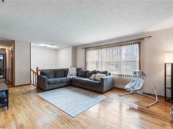 5th image of 4151 Blossom Ct