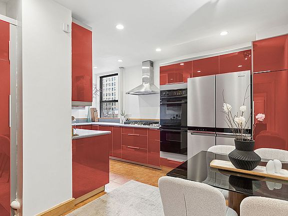 5th image of 825 W End Ave #7-D