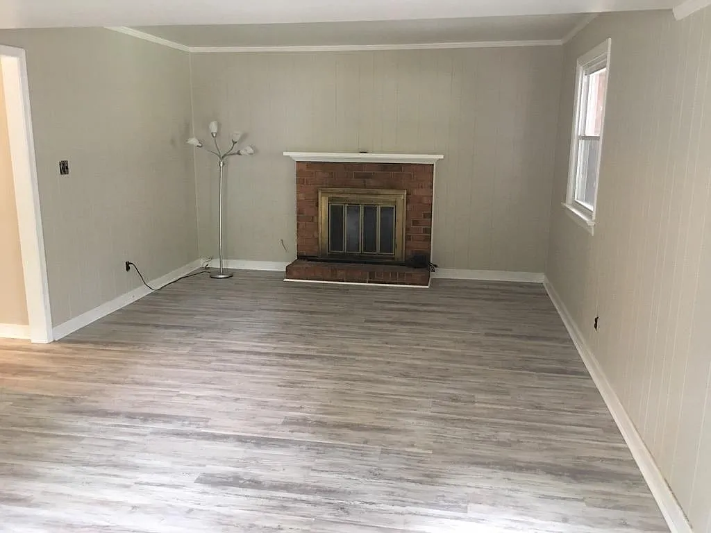 4 bed, 2.5 bath, 1950 sqft, $2,600 — Photo 4
