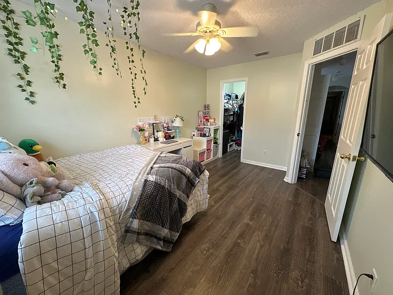 539 Hopewell Dr — Photo 15