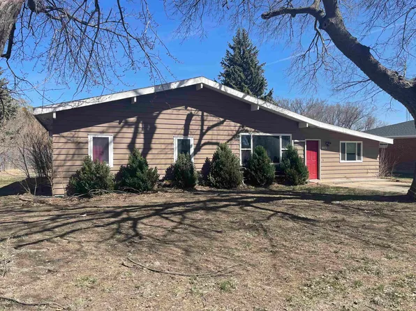 603 Oakland Ave, Elwood, NE 68937