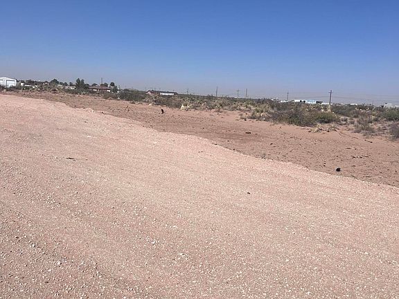 3rd image of 15440 Horizon Blvd