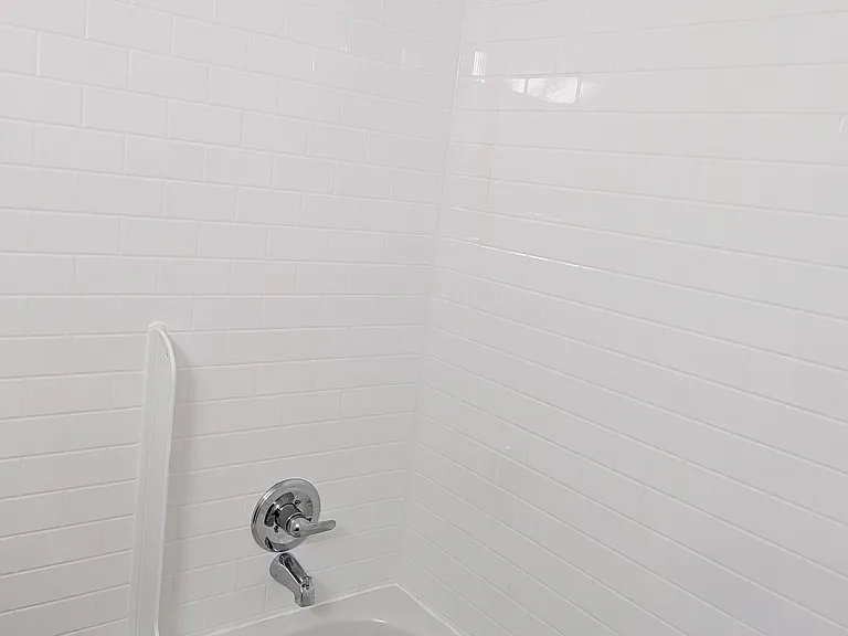 Aspen St — Photo 21