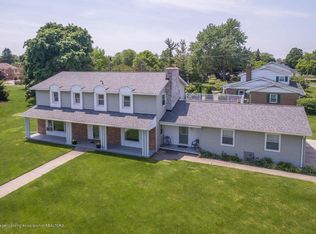 4263 Barton Rd, Lansing, MI 48917