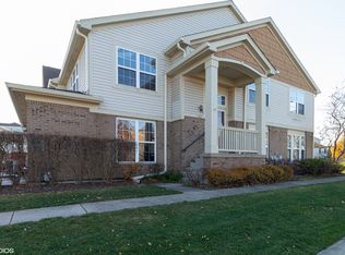 1227 Georgetown Way, Vernon Hills, IL 60061