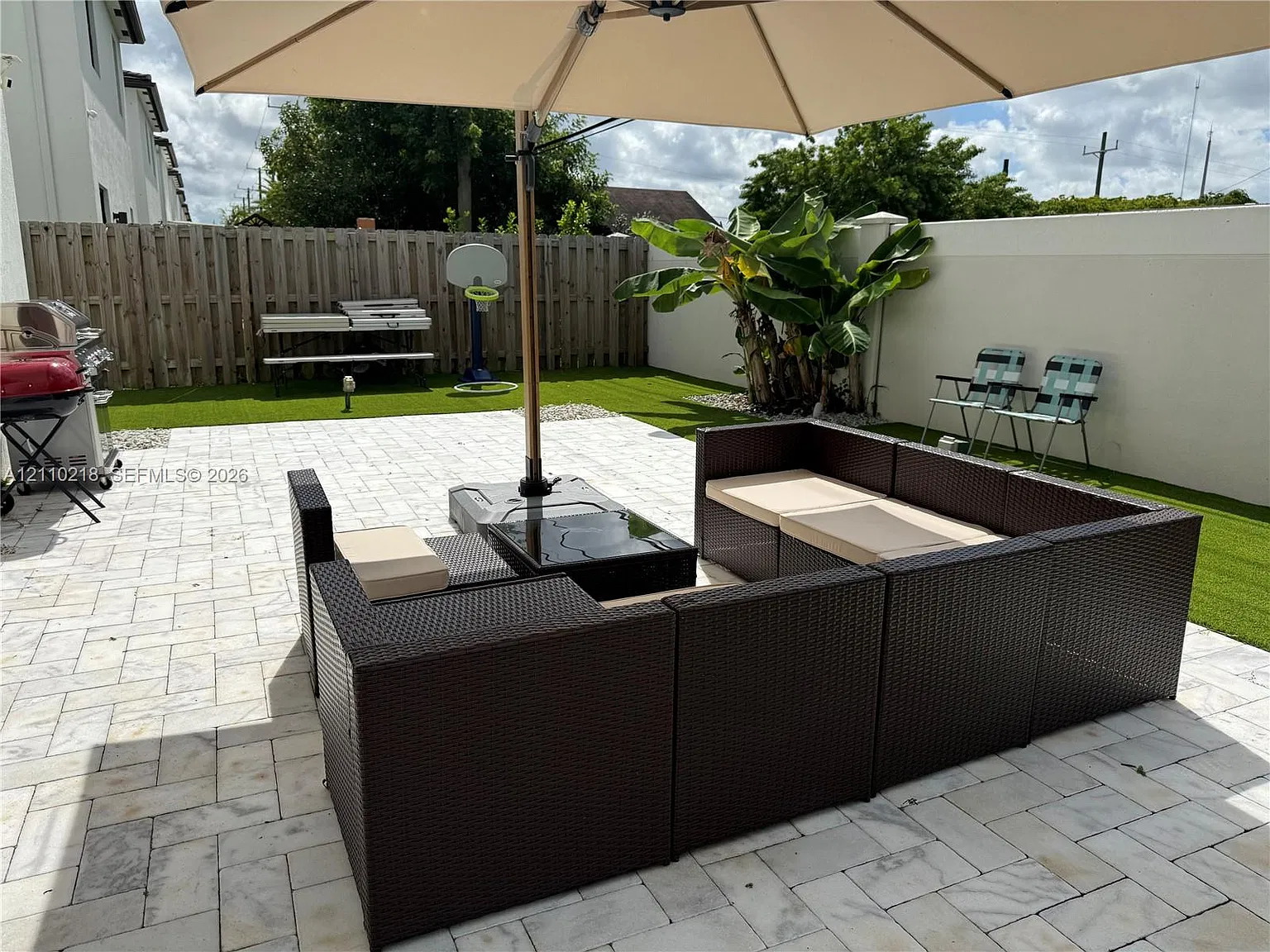 4 bed, 4.0 bath, $5,950 — Photo 1