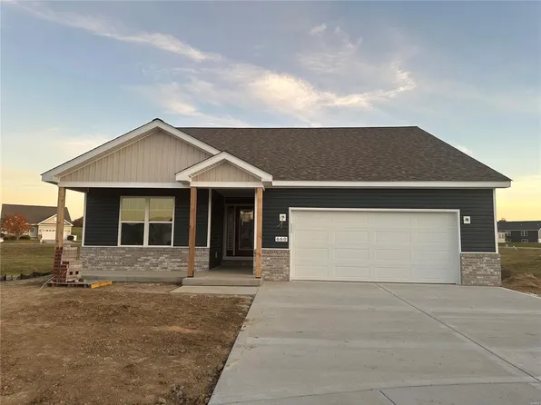 660 Lake Mead Ct, Belleville, IL 62220