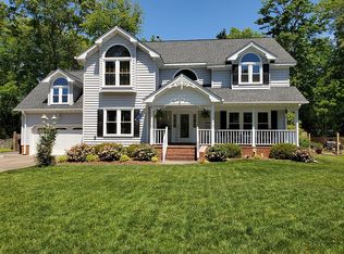 325 Cedar Ln, Chesapeake, VA 23322