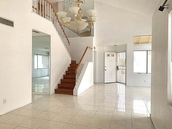 2nd image of 7708 Beverly Hills Dr