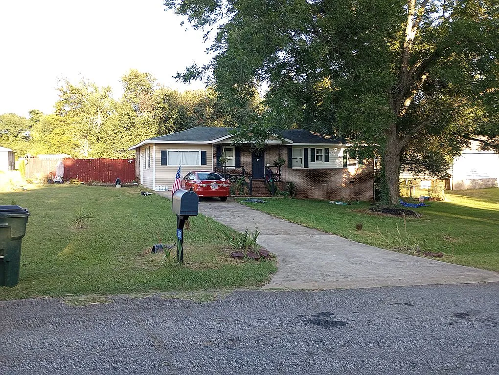 507 Dogwood Dr photo 1