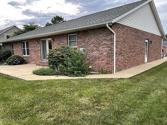 5th image of 1388 Boxwood Dr