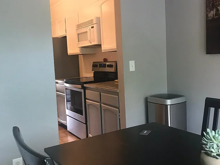 2428 S High St — Photo 8