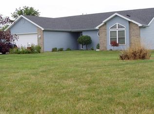 805 Meadowbrook Dr, Paulding, OH 45879