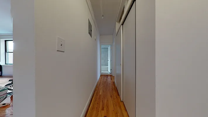 Rented by Bond New York | media 13