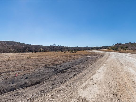 4th image of 25 Hidden Valley Rd