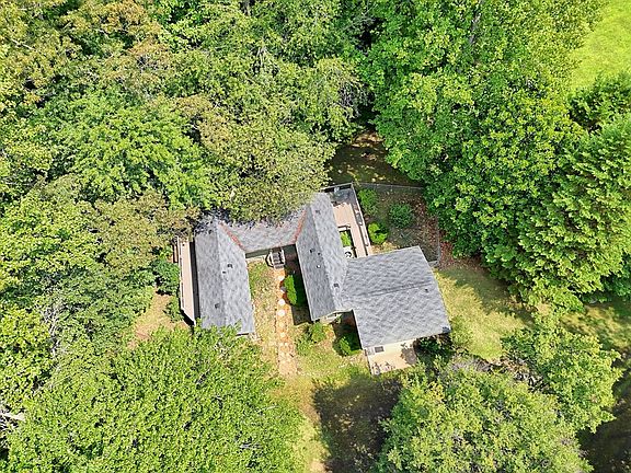 5th image of 641 Cold Branch Rd