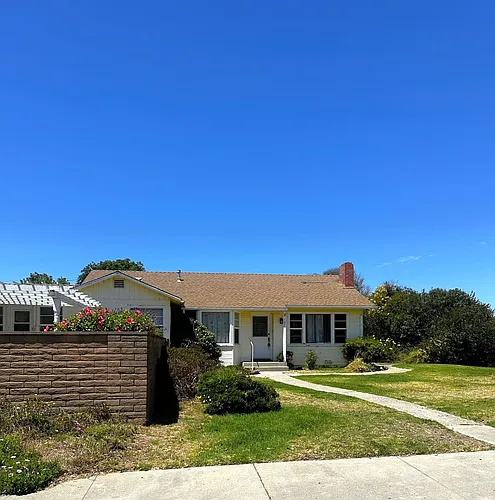 707 W Cypress Ave Photo 1
