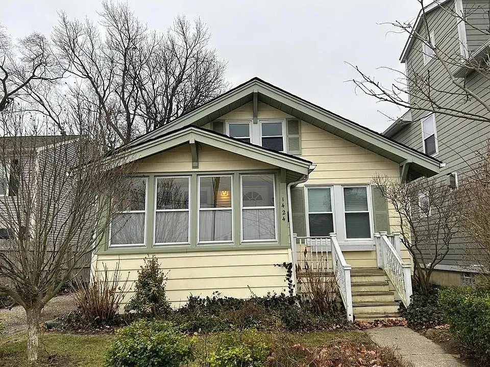 1424 Smith Ave