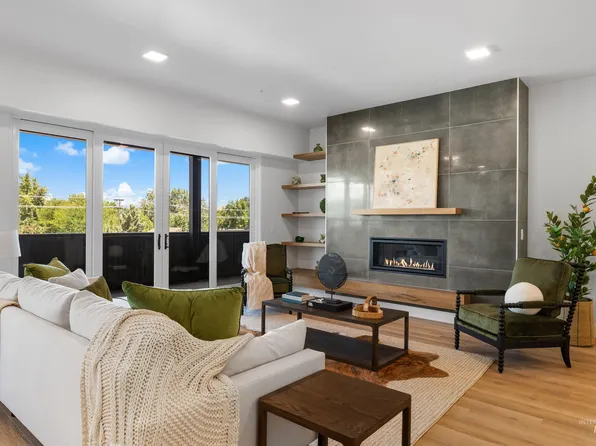 55 E State St #304, Eagle, ID 83616