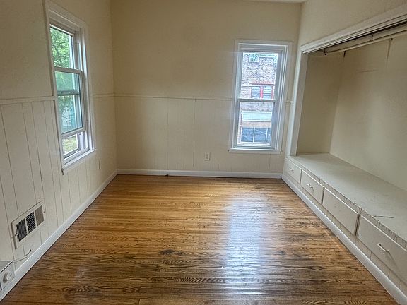 5th image of 1502-1504 Clifford Ave #Up
