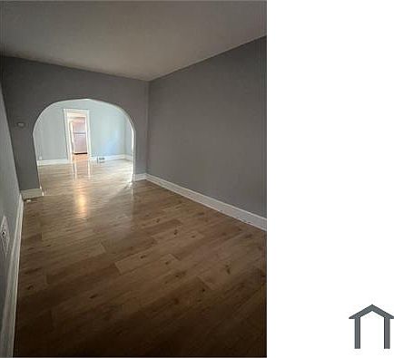 1st image of 1421 W 107th St #Up