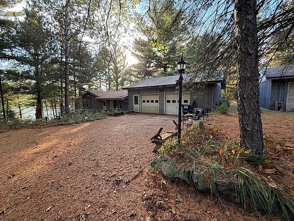 5th image of 383 Eagle Ct