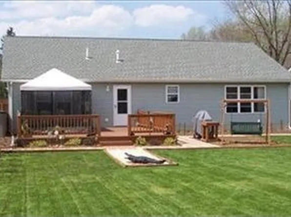 131 Ansel Rd, Geneva, OH 44041