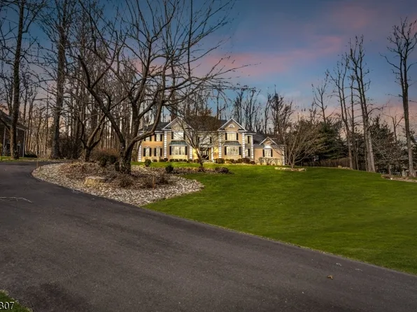 7 Chilton Rd, Chester Twp., NJ 07930