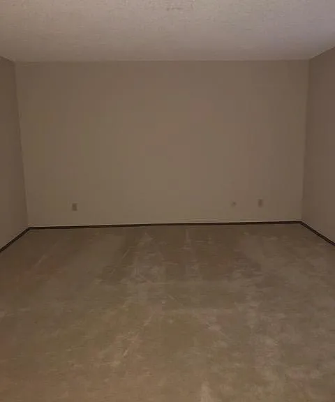744 Cresta Mira Dr — Photo 15