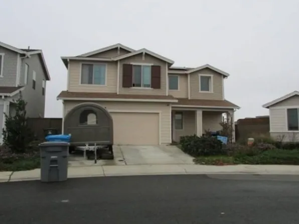5676 Peach Tree Dr, Linda, CA 95901