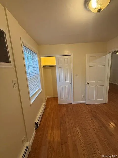 3 bed, 2.0 bath, 2050 sqft, $3,600 — Photo 4