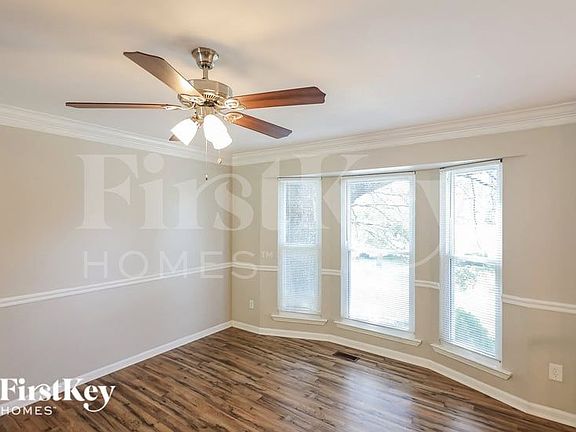 3rd image of 1521 Cedargate Cir