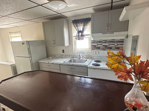 1133 Madison Ave APT 3