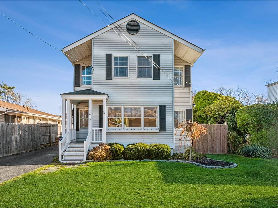 615 Center Bay Drive, West Islip, NY 11795 Zillow