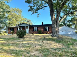 2490 Holy Cross Rd, New Haven, KY 40051