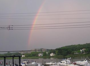 272 Front St, New Haven, CT 06513