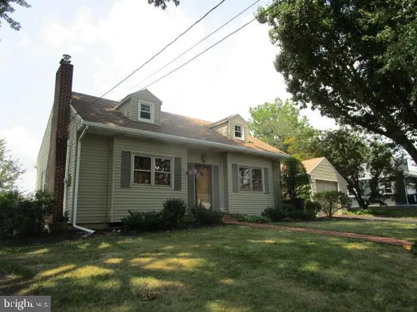 22 Messick Dr, Middletown, PA 17057