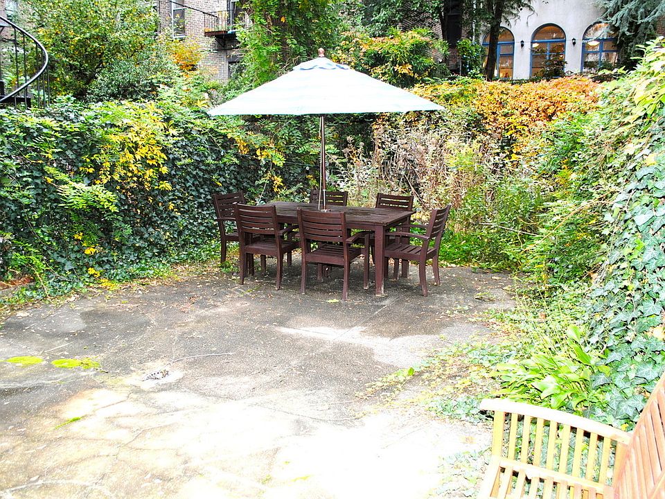 1st image of 75 Charles St APT 1R