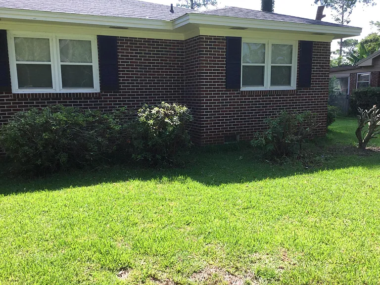 422 Whippoorwill Rd — Photo 2