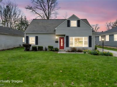 624 Parkside Dr, Bay Village, OH, 44140
