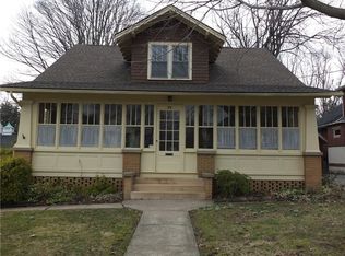 29 Risley St, Fredonia, NY 14063