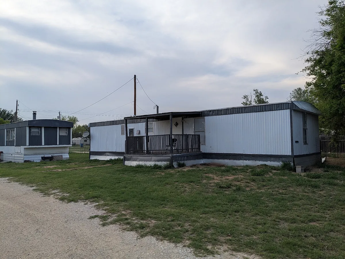 Building Photo - 511 Winship Rd