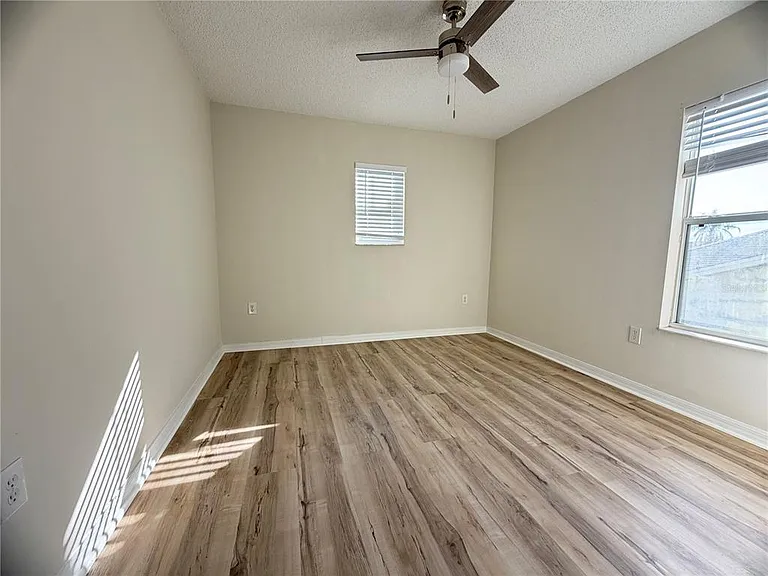 246 Canna Dr — Photo 10