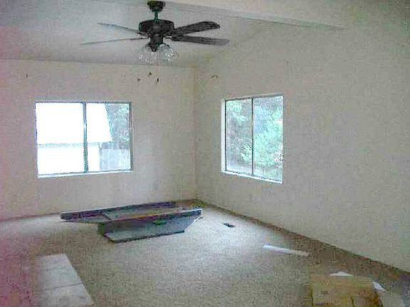 2nd image of 15008 Trails End Rd