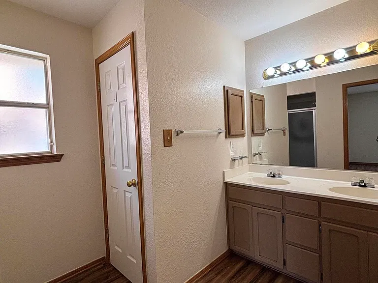 7440 Luz De Lumbre Ave — Photo 11