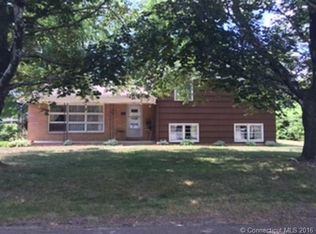 5 Charles St, Plainfield, CT 06374