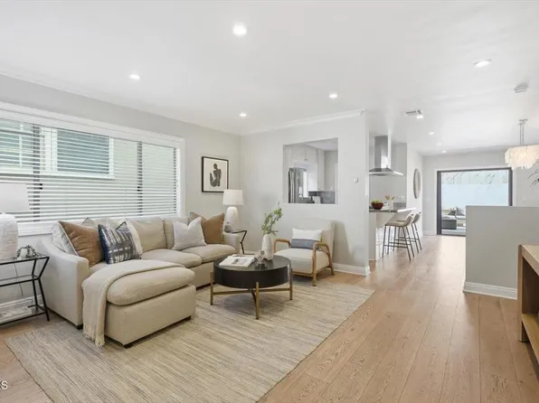 1202 1st St, Hermosa Beach, CA 90254